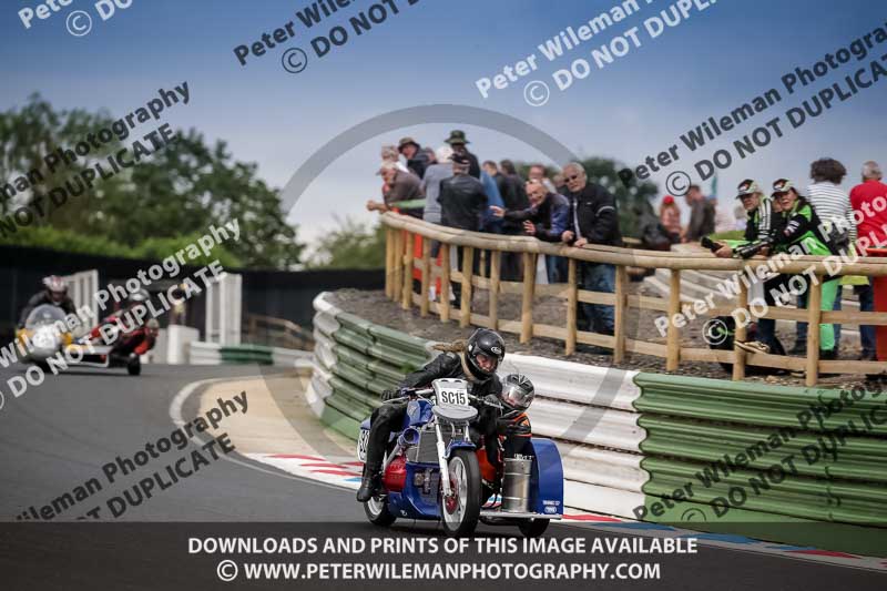 Vintage motorcycle club;eventdigitalimages;mallory park;mallory park trackday photographs;no limits trackdays;peter wileman photography;trackday digital images;trackday photos;vmcc festival 1000 bikes photographs